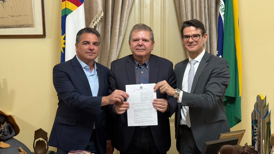 Governo de Pernambuco sanciona lei que cria cotas raciais em concursos públicos estaduais Governo de Pernambuco sanciona lei que cria cotas raciais em concursos públicos estaduais