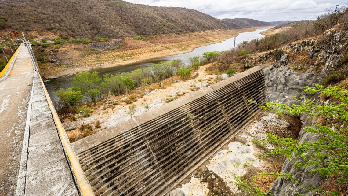 Compesa faz ajustes no abastecimento de quatro cidades, devido ao nível da Barragem de Jucazinho