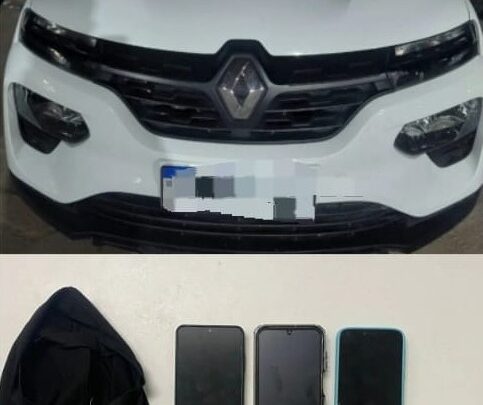 PM prende dupla e recupera veículo e celulares roubados