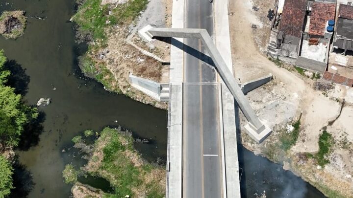 Ponte Anastácio Rodrigues, entre os bairros Rendeiras e José Liberato, será entregue à população