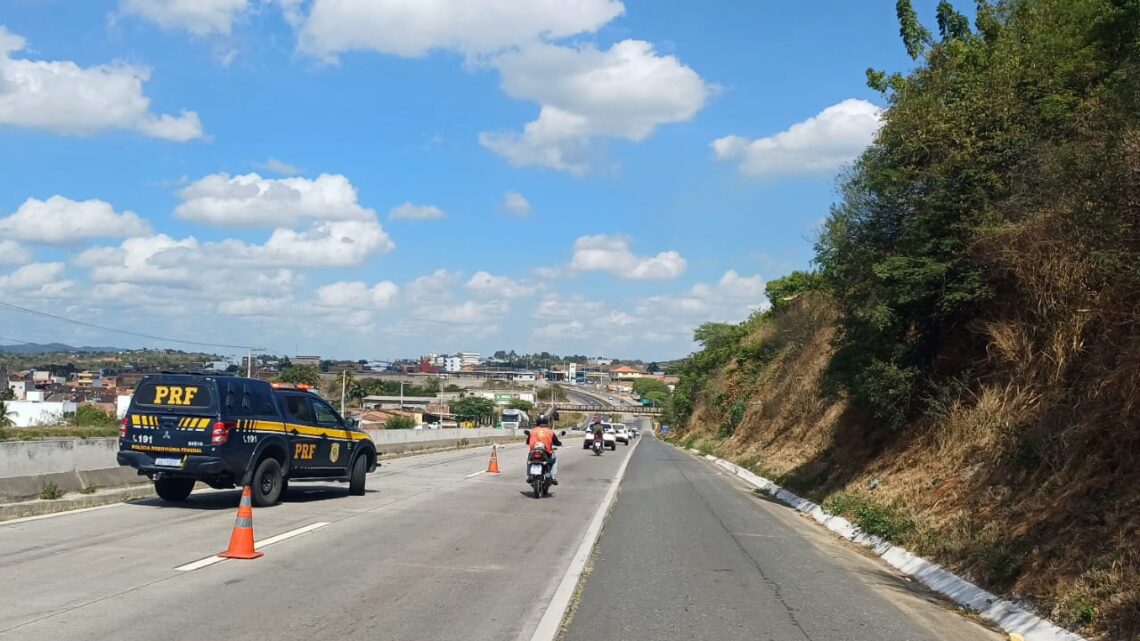 Homem morre atropelado na BR 232