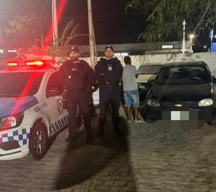 Guarda Municipal recupera veículo roubado em Caruaru