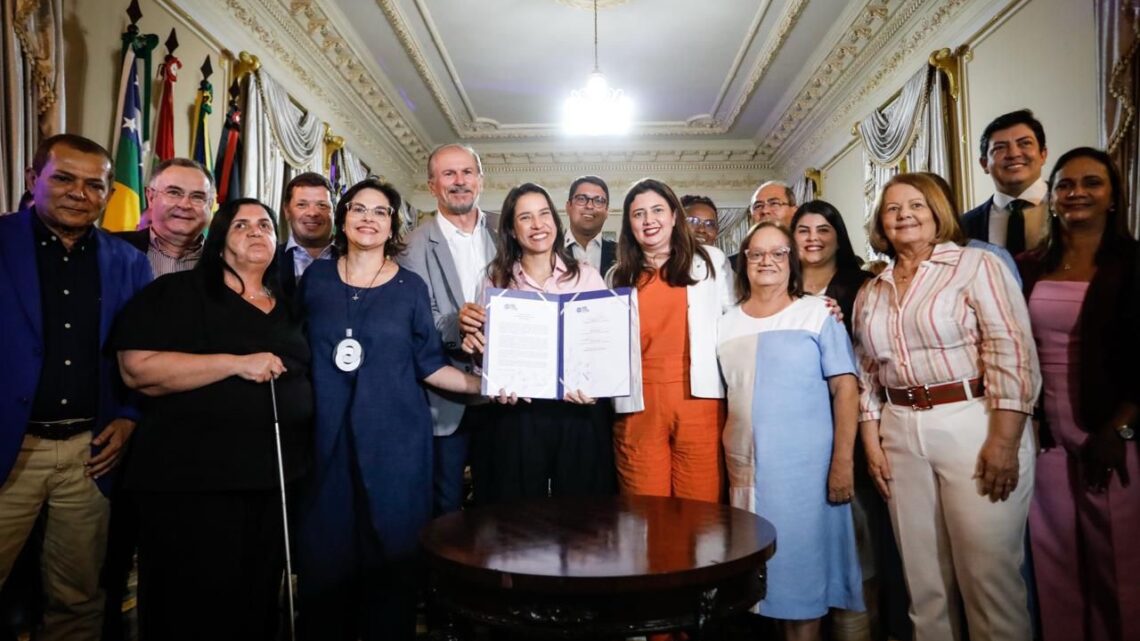 Governadora Raquel Lyra lança primeira Casa de Passagem do Estado e assina convênios com municípios para programa Mães na Creche e Centros de Referência da Mulher