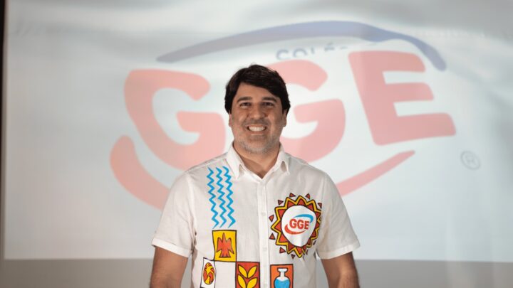 João Suassuna apresenta aula-espetáculo no Festival Mestre J. Borges