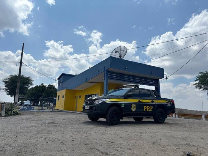 Suspeito de fugir após abastecer moto sem pagar é detido pela PRF