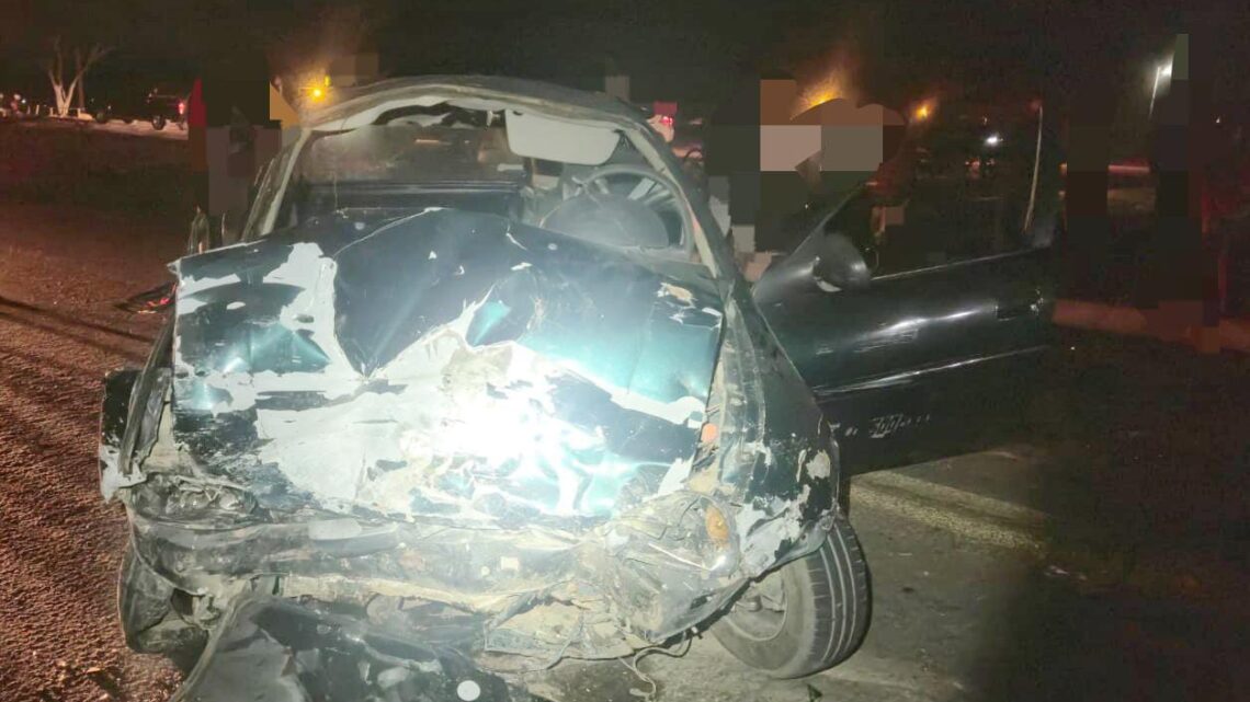 Colisão frontal deixa motorista, casal e três crianças feridas