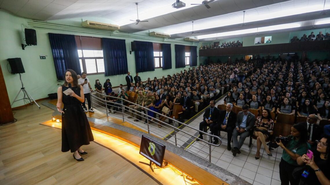 Juntos pela Segurança: governadora Raquel Lyra inicia formação de 476 alunos da Polícia Civil de Pernambuco e anuncia novos concursos