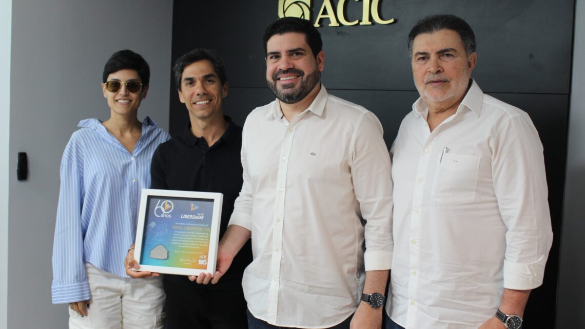 Acic presta homenagem aos 60 anos da Rádio Liberdade