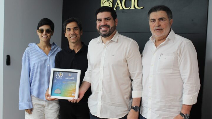 Acic presta homenagem aos 60 anos da Rádio Liberdade
