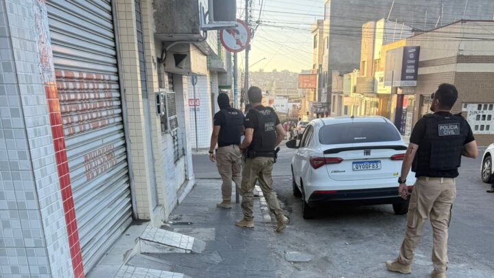 Polícia Civil realiza operação contra crimes de estelionato e lavagem de dinheiro em Caruaru