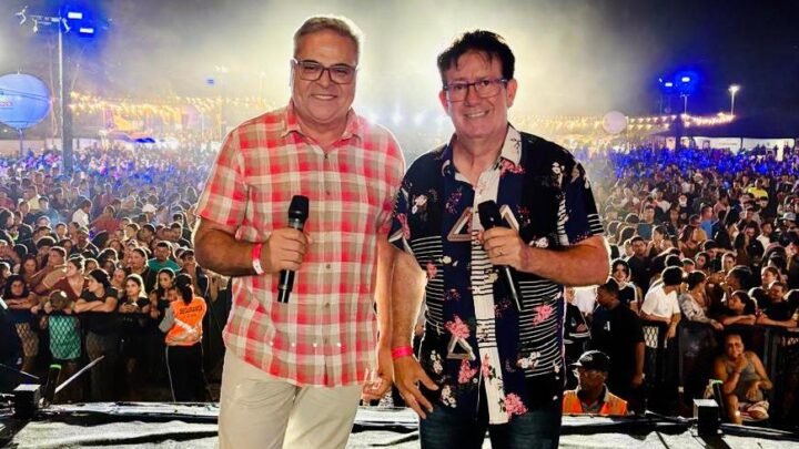 Jaelcio e Carlos conduzem palco na edição de verão do Festival Pernambuco Meu País