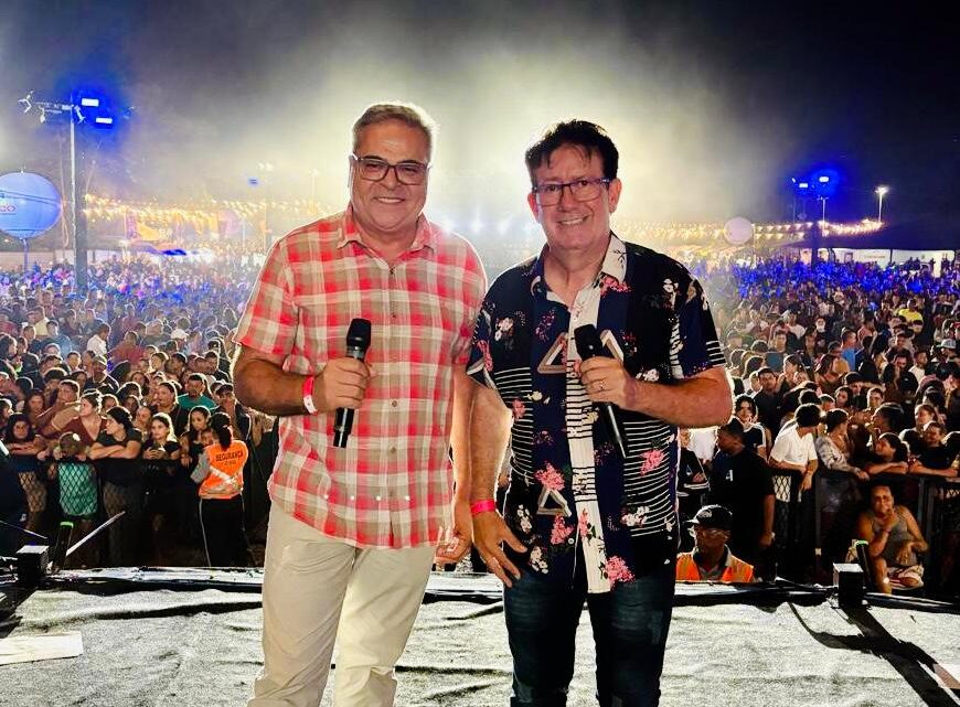 Jaelcio e Carlos conduzem palco na edição de verão do Festival Pernambuco Meu País