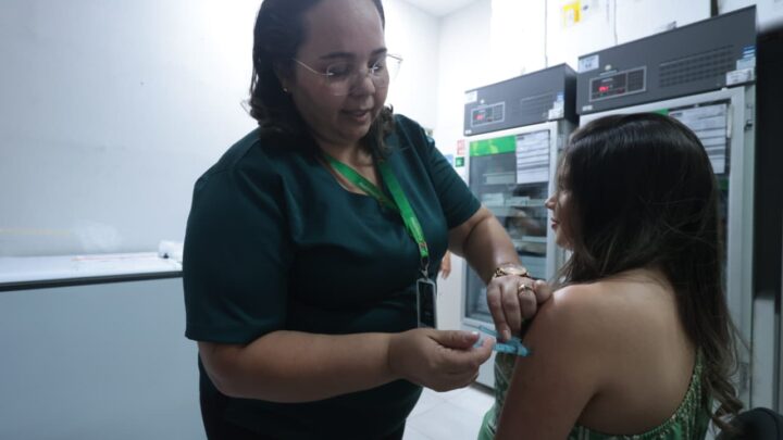 Secretaria de Saúde de Caruaru inicia vacinação contra bronquiolite