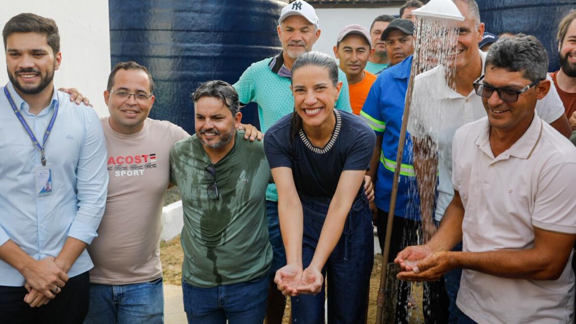 Governadora Raquel Lyra celebra chegada da água do Rio São Francisco a Riacho das Almas