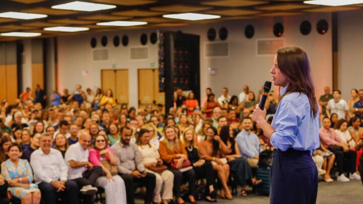 Juntos Pela Educação: governadora Raquel Lyra projeta ampliação das escolas em tempo integral da Rede Estadual de Ensino durante Seminário de Educação de Pernambuco