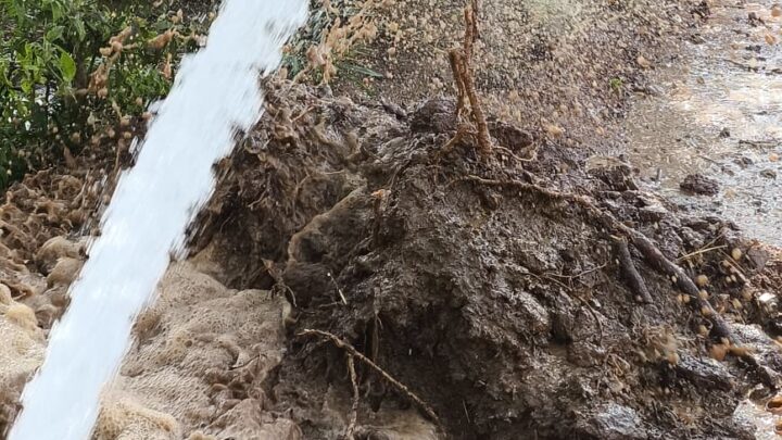 Compesa realiza operação de combate ao furto de água em trecho da inversão da Barragem Jucazinho