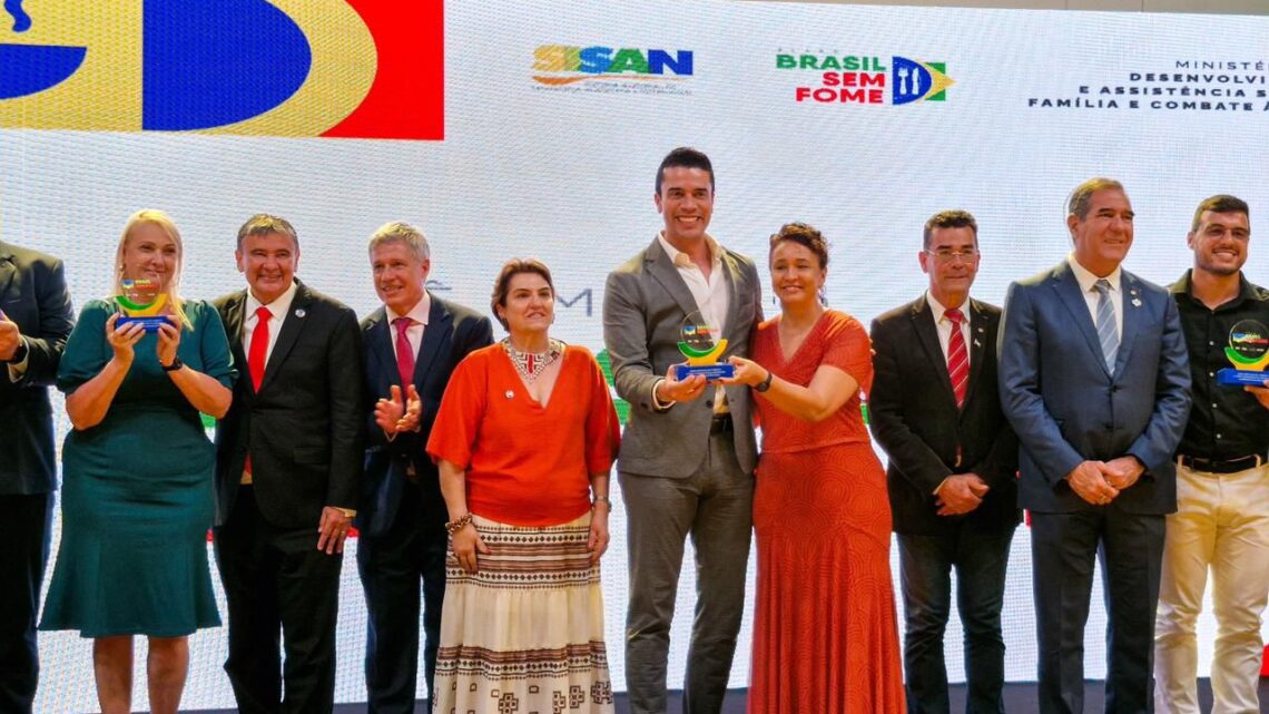 Rodrigo Pinheiro recebe Prêmio Brasil Sem Fome e leva Caruaru ao reconhecimento nacional