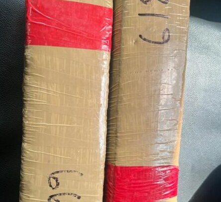 4º BPM apreende drogas com suspeitos em moto em Caruaru