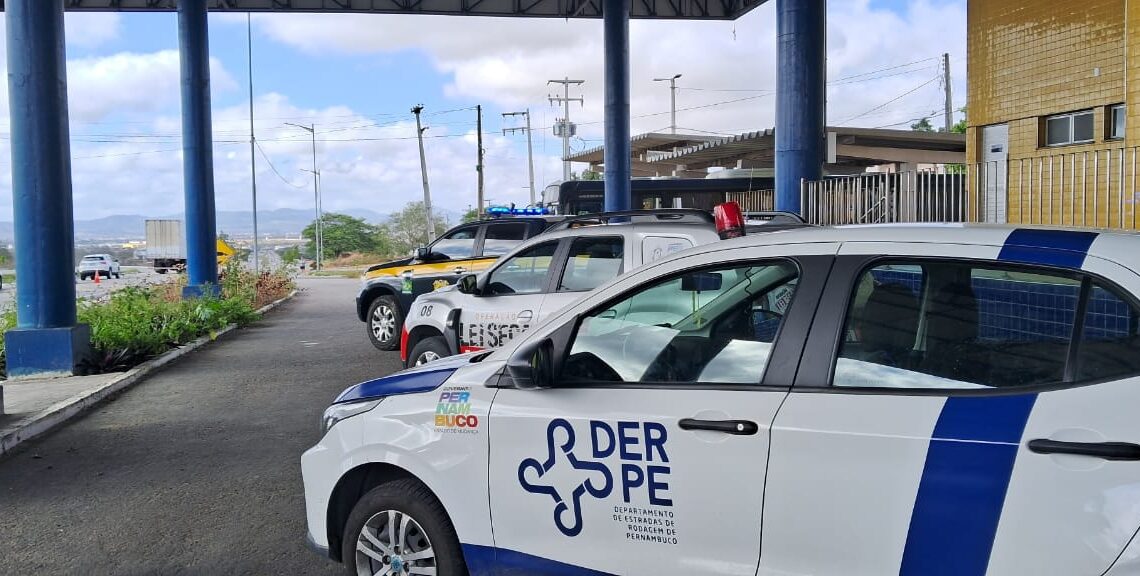DER-PE e PRF realizam ação conjunta por um trânsito mais seguro no fim de ano