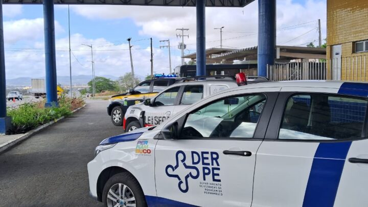 DER-PE e PRF realizam ação conjunta por um trânsito mais seguro no fim de ano