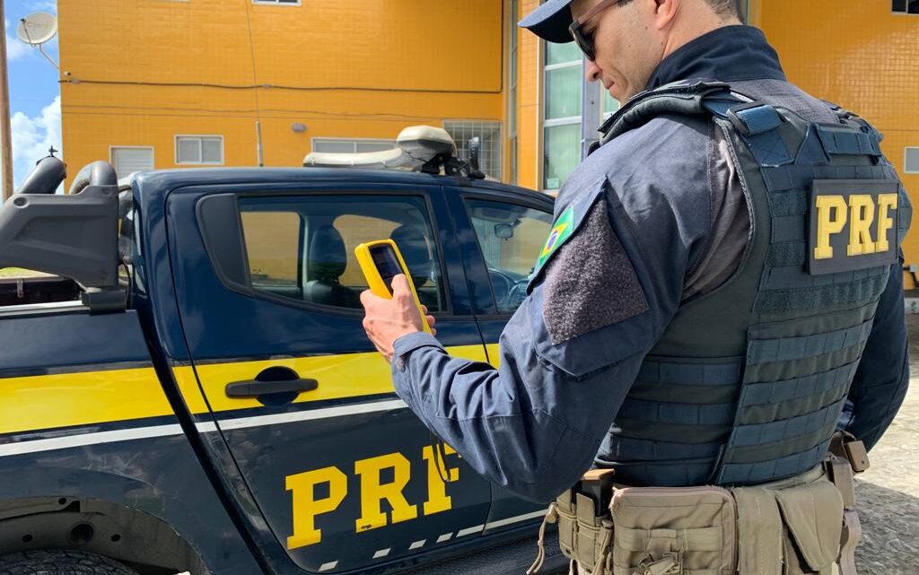 PRF realiza mobilização sobre o álcool zero no trânsito em Pernambuco