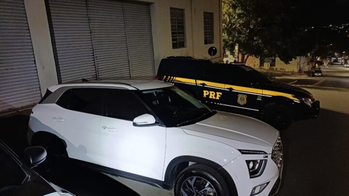 Carro roubado no Rio de Janeiro é recuperado em Pernambuco