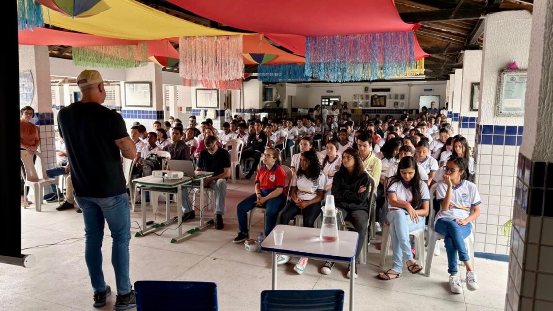 Anderson Correia inicia edição 2026 da Caravana do Direito Animal em escolas de Altinho e Ibirajuba