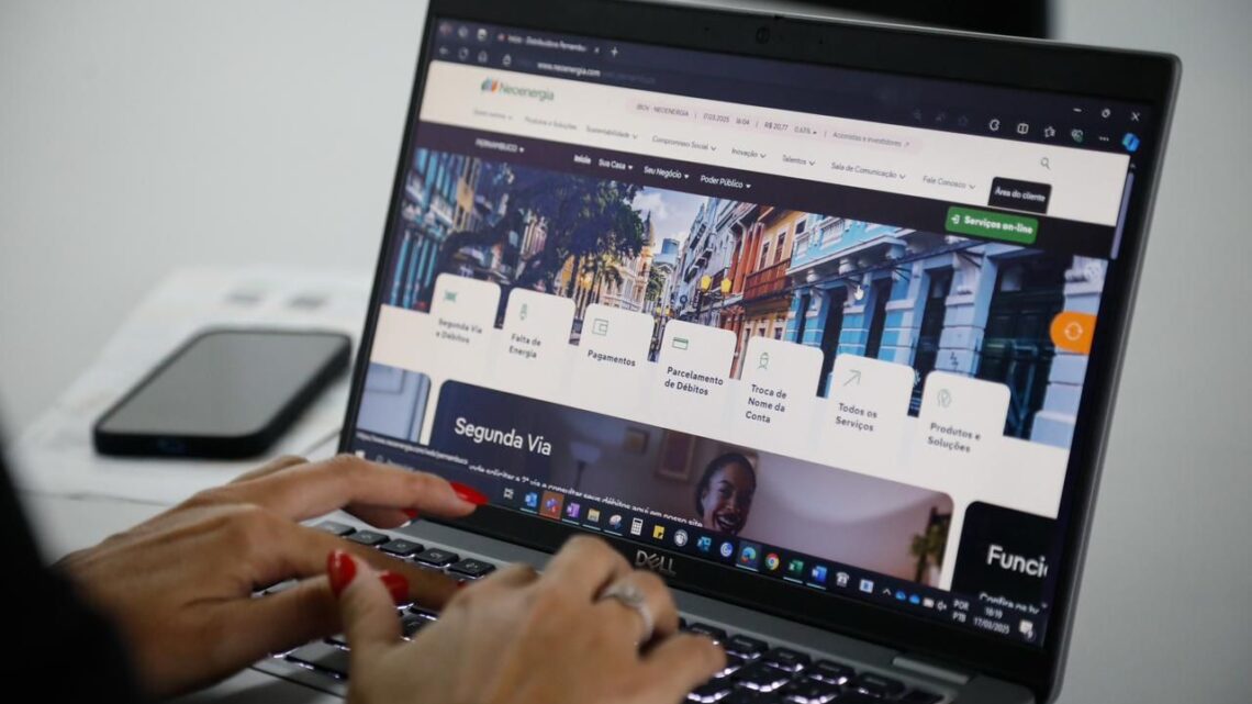 Neoenergia Pernambuco investe em modernização e manutenção na rede elétrica de Cumaru e região