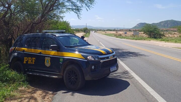 Suspeito de estelionato é detido pela PRF