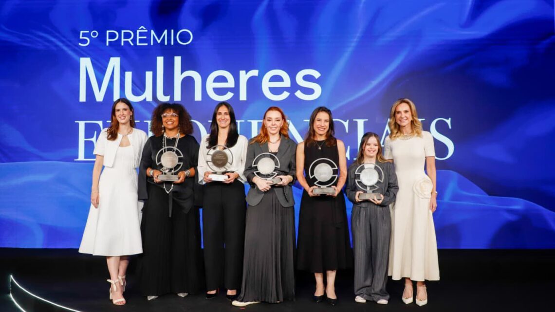 Em reconhecimento nacional, governadora Raquel Lyra recebe Prêmio Mulheres Exponenciais 2026 e defende políticas públicas para população feminina