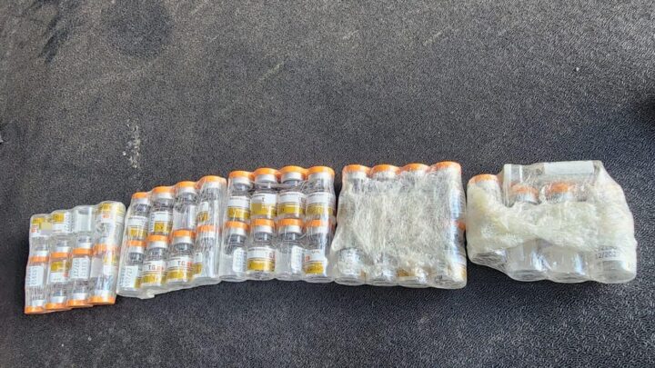 PRF apreende em Caruaru 37 ampolas de moderador de apetite proibido