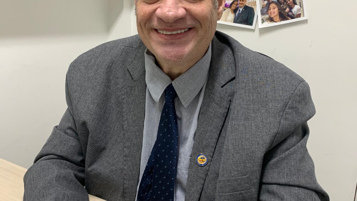 Jorge Quintino propõe programa municipal de apoio e autonomia para mães solo em Caruaru