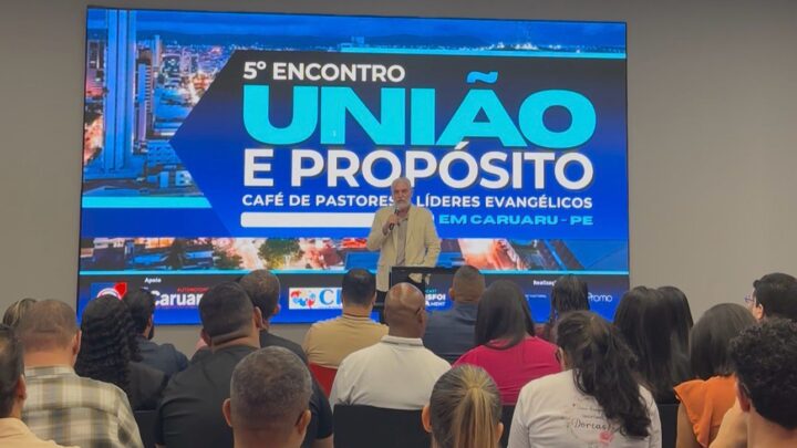 Pré-candidato a deputado federal Silvio Nascimento participa de encontro com pastores e líderes evangélicos em Caruaru