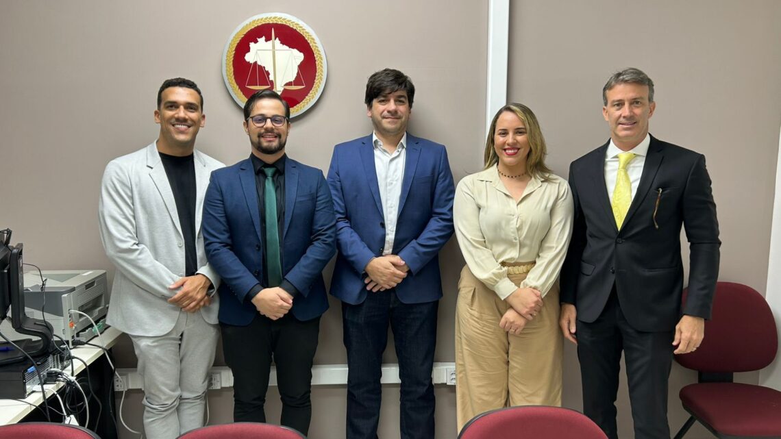 Prefeitura de Caruaru se reúne com Ministério Público para tratar sobre transparência das emendas destinadas ao município