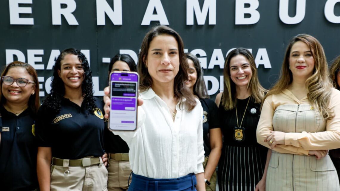 Governadora Raquel Lyra lança programa 197 Mulher para reforçar rede de proteção e entrega requalificação da 1ª Delegacia da Mulher no Recife