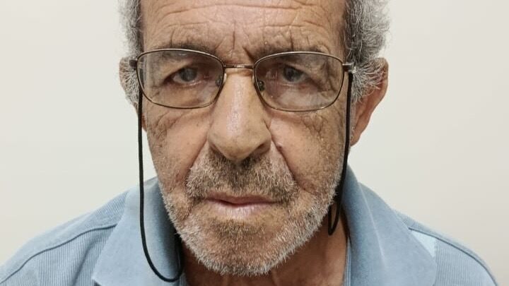 Homem encontrado desorientado no shopping é levado para UPA que pede ajudar para identificar familiares