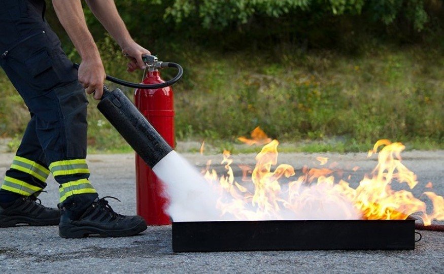 Treinamento gratuito de combate a incêndios é realizado em Caruaru; Capacitação tem vagas limitadas