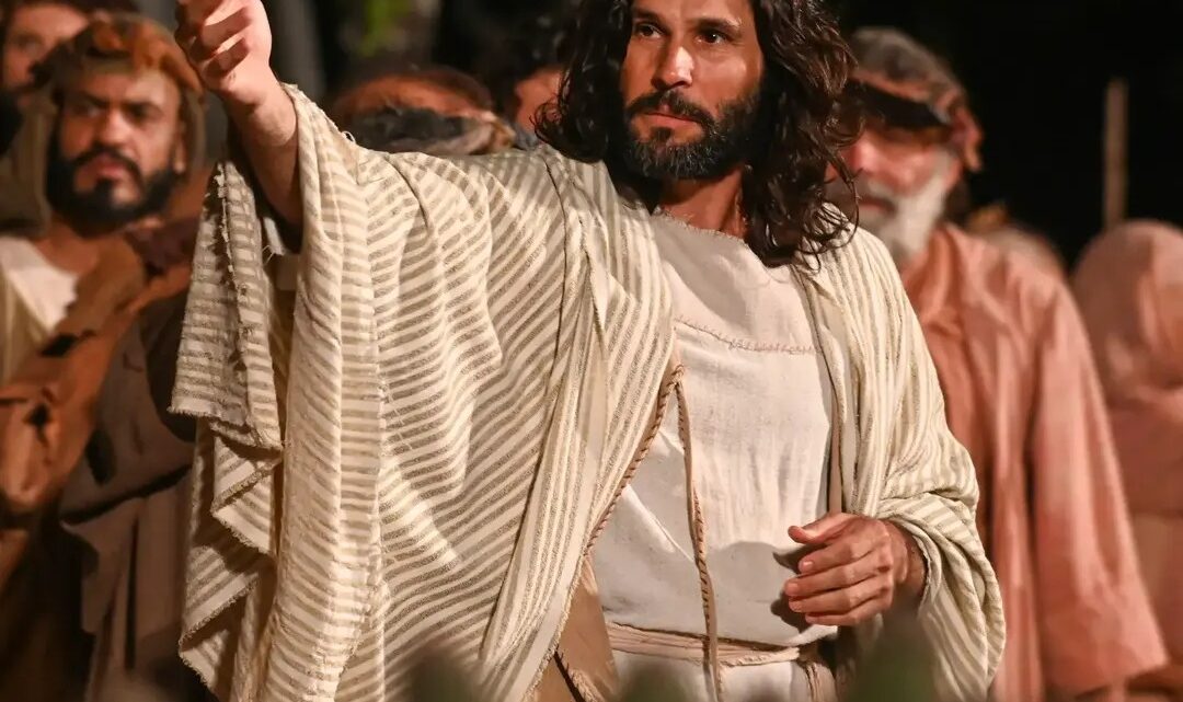 Elenco brilha e emociona na Paixão de Cristo de Nova Jerusalém