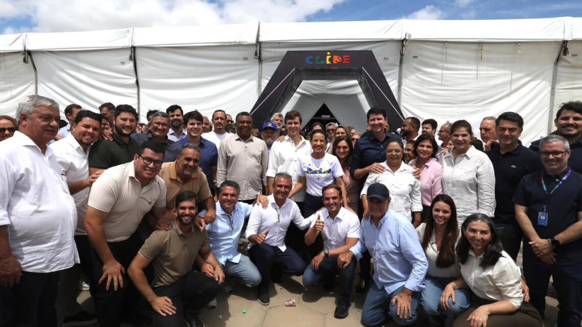 No Circuito Literário em Petrolina, governadora Raquel Lyra autoriza pagamento do PIX Tênis e obras de duas creches