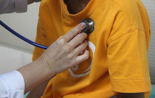 HSE fortalece atendimento ao público infantil com novos especialistas aumentando em mais de 100% no acesso ambulatorial