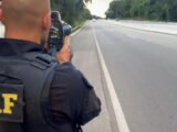 PRF flagra caminhonete a 168 Km/h