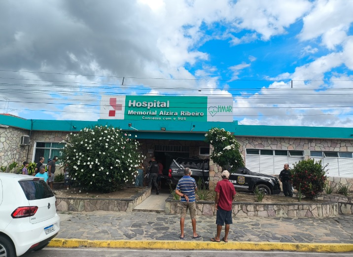 Morador de rua é linchado até a morte em Caruaru, e bandido morre em troca de tiros com a polícia