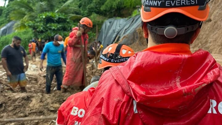 Mães e filhos morrem soterrados em deslizamentos de barreiras; Veja o resultado das ocorrências no Estado