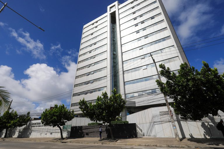 Pernambuco abre seleção pública para contratação temporária de 76 profissionais de nível médio