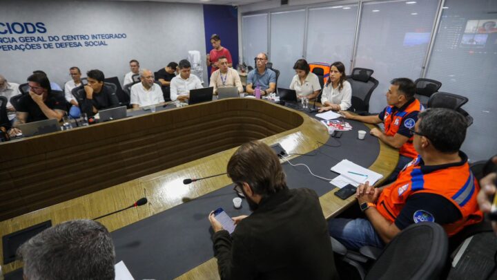 Governadora Raquel Lyra decreta situação de emergência em 27 municípios atingidos pelas chuvas