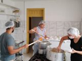 Parceria entre Governo de Pernambuco e cozinhas solidárias reforça apoio alimentar às vítimas das chuvas
