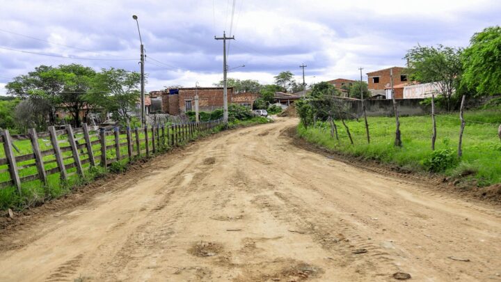 Prefeito Rodrigo Pinheiro anuncia pavimentação inédita para Dois Riachos, na zona rural de Caruaru