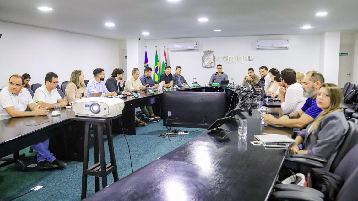 Prefeito Rodrigo Pinheiro se reúne com empresa que ganhou concessão da Compesa para cobrar mais agilidade nas obras em Caruaru