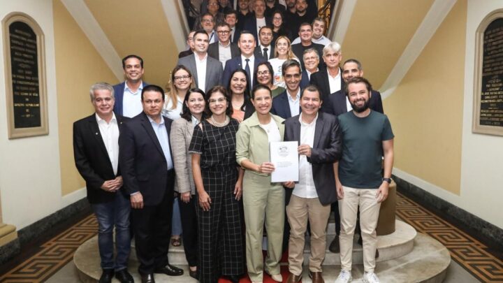 Em defesa do Polo de Confecções, comitiva de Toritama liderada por Sérgio Colin e Edilson Tavares se reúne com Raquel Lyra no Recife