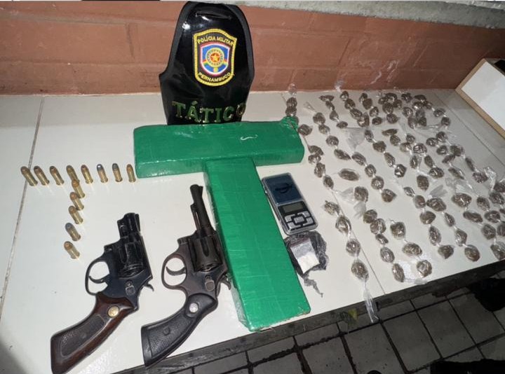 PM apreende armas e drogas durante operação em Agrestina